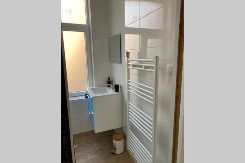 Magnifique Studio Au 2Eme Etage, A Proximite De La Gare Du Midi! 브뤼셀 외부 사진